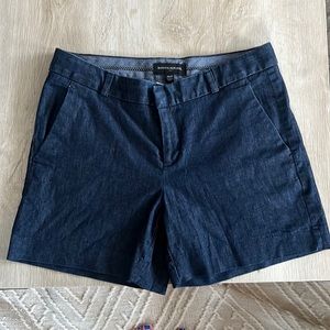 Banana Republic Size 26 Chambray Shorts